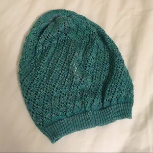 🌻Turquoise Beanie!